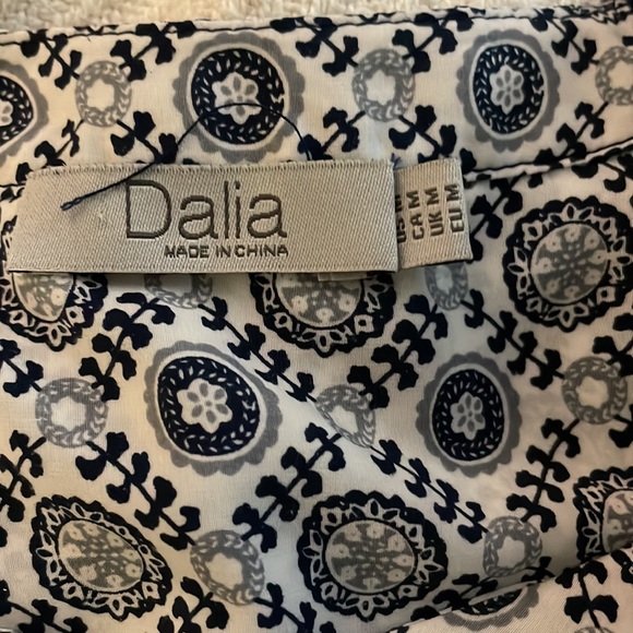 Women’s top - Picture 5 of 7